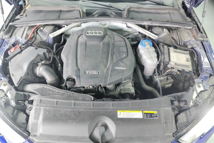 奥迪A4L 2017款 Plus 40 TFSI 进取型局部细节24