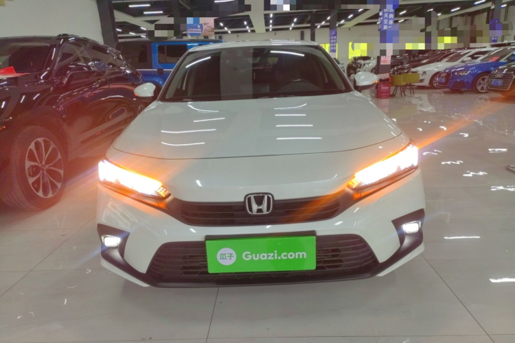 本田 思域 2022款 240TURBO CVT劲动版车身外观2