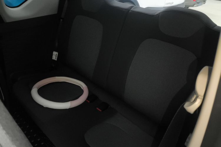 五菱汽车 宏光MINIEV 2022款 马卡龙臻享款 磷酸铁锂中控内饰21