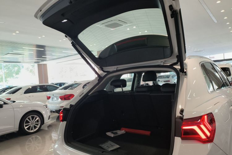 奥迪Q3 2023款 40 TFSI 时尚动感型局部细节23