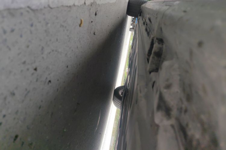 奔驰C级 2017款 改款 C 200 L 运动版局部细节9001