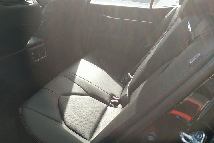 丰田 凯美瑞 2021款 双擎 2.5HG 豪华版中控内饰21