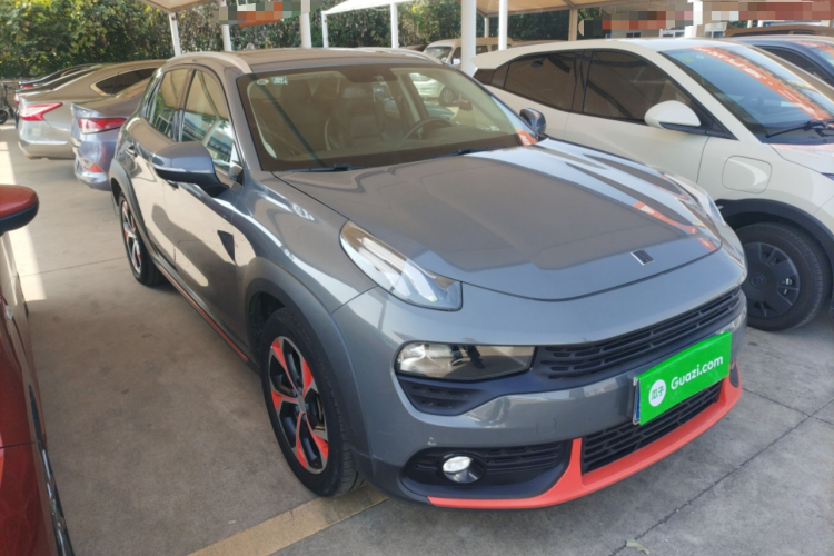 领克02 2018款 1.5T DCT两驱耀版 国V车身外观3