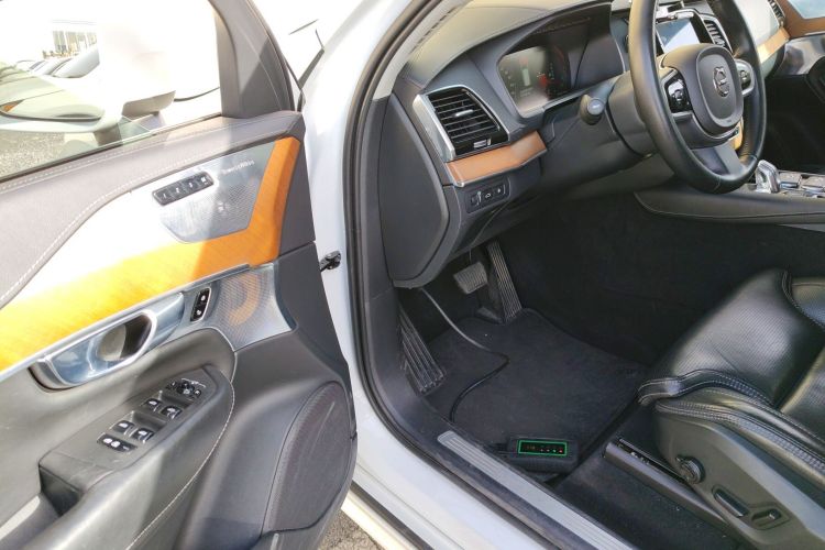 沃尔沃XC90新能源 2018款 E驱混动 T8 智尊版 7座中控内饰20