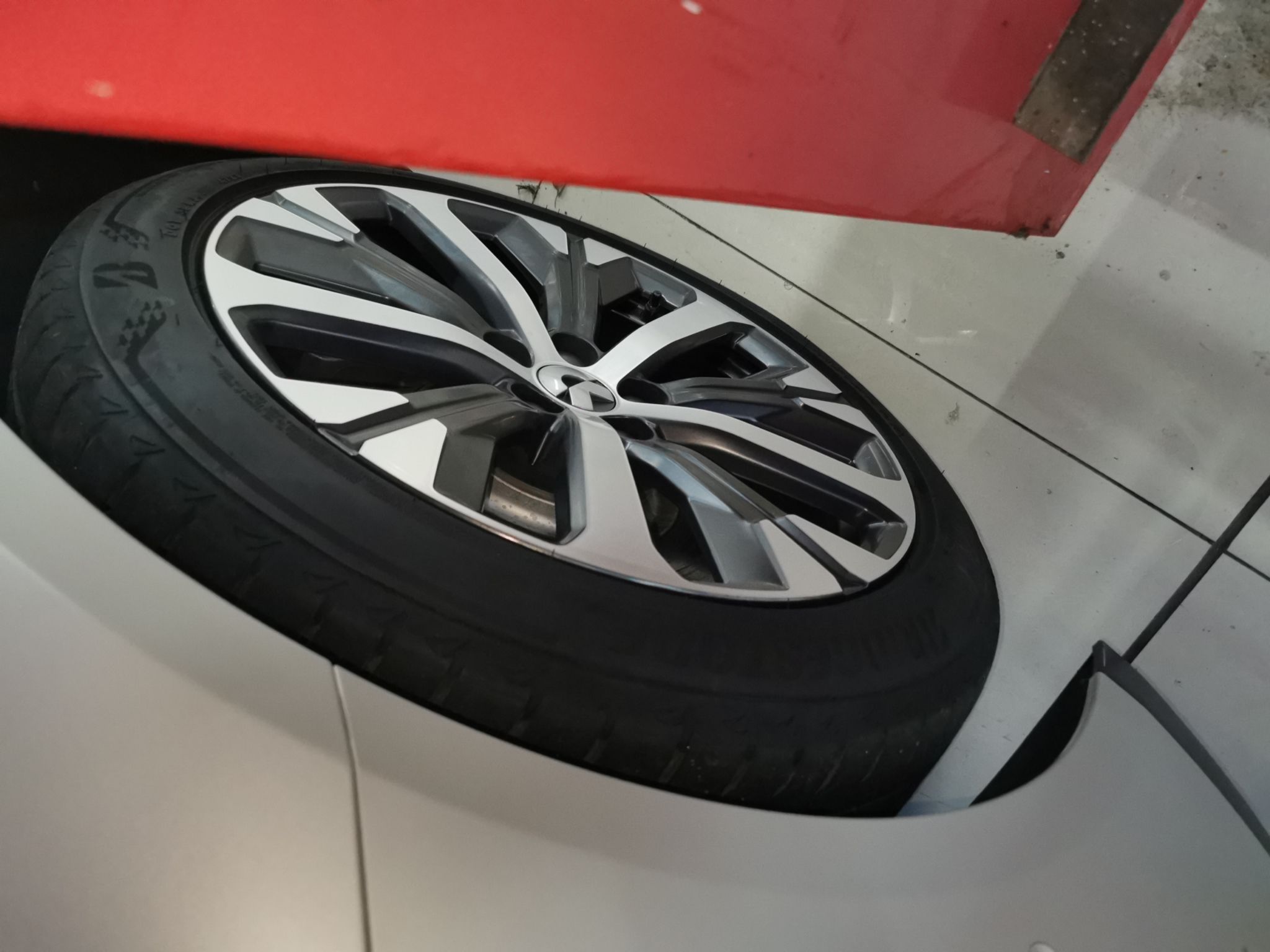 蔚来ET7 2023款 100kWh 签名版