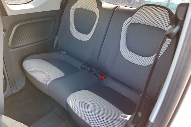 五菱汽车 宏光MINIEV 2024款 第三代 215km 青春版中控内饰7004