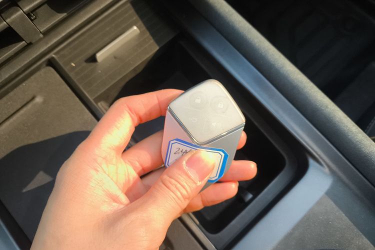 深蓝汽车 深蓝G318 2024款 四驱空悬版中控内饰11