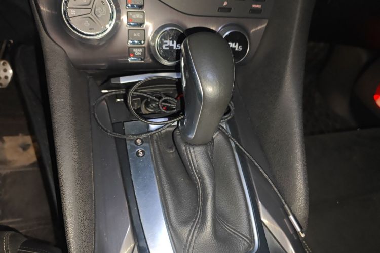 DS 5 2015款 1.8T 60周年限量版THP200中控内饰18