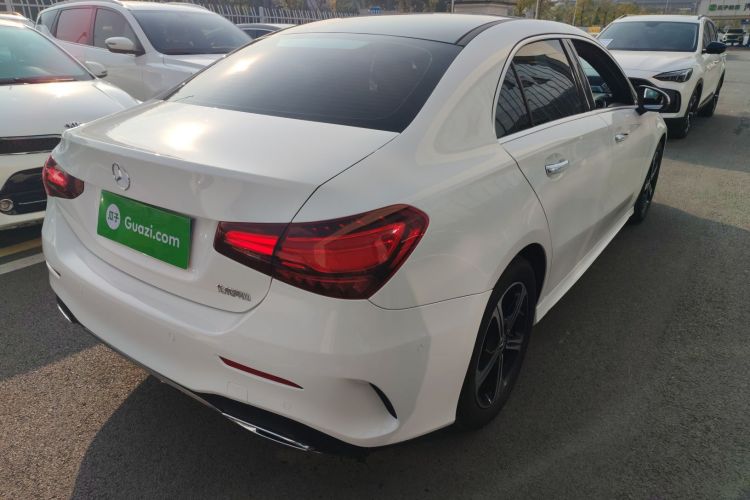 奔驰A级 2025款 A 200 L 时尚型车身外观7