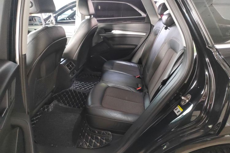 奥迪Q5L 2018款 45 TFSI 尊享时尚型 国V中控内饰7004