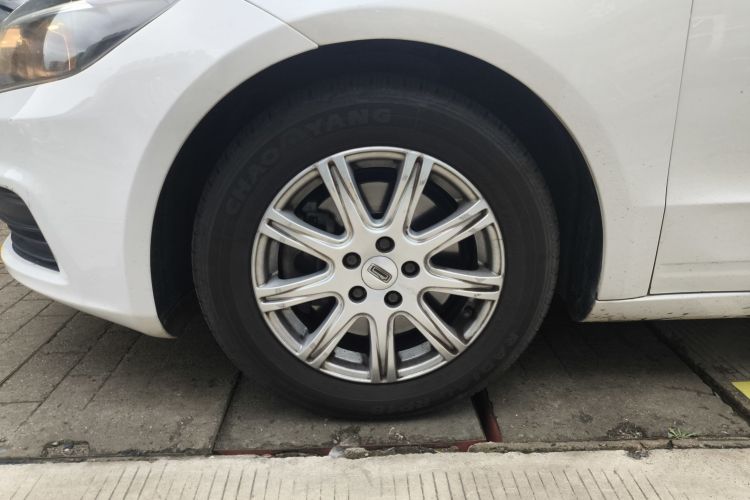 观致3 2021款 3S 三厢 1.5T CVT领先型车身外观35