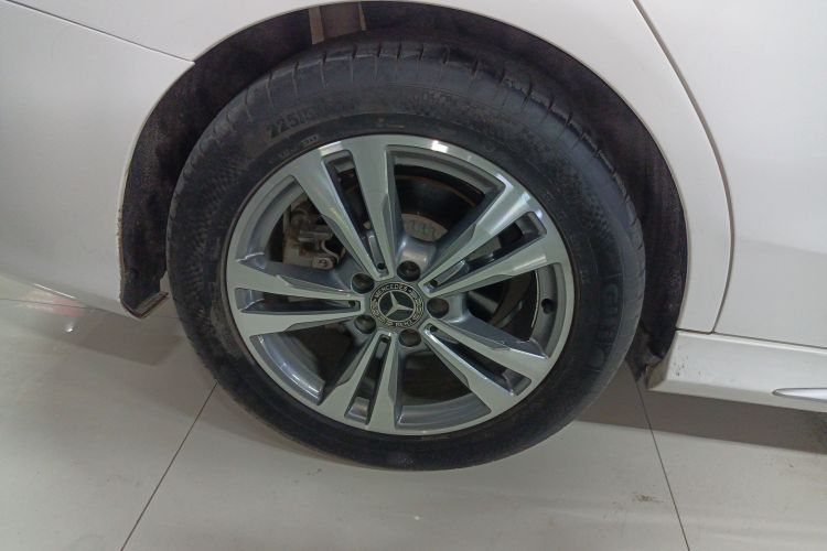 奔驰C级 2018款 C 200 L 运动版车身外观6002