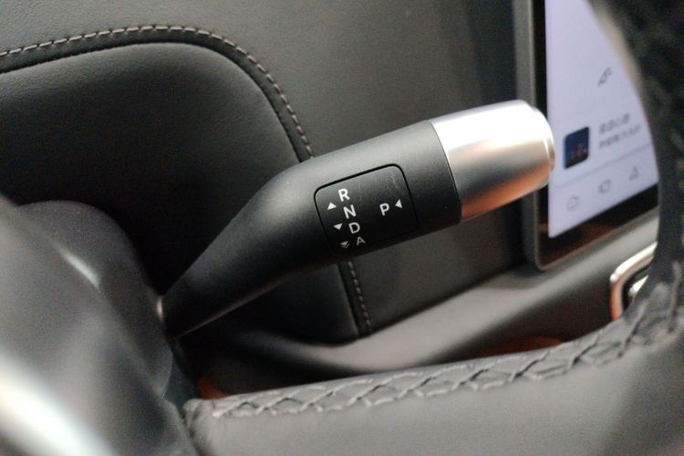 理想汽车 理想L8 2024款 Max局部细节18