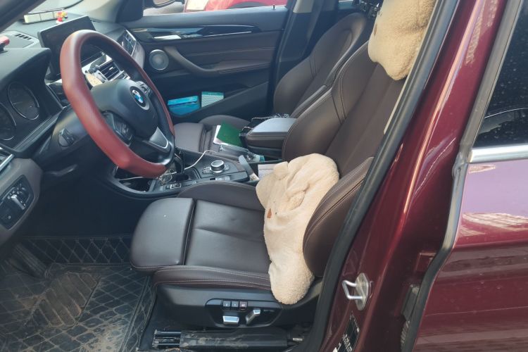 宝马X1 2021款 sDrive20Li 时尚型中控内饰19