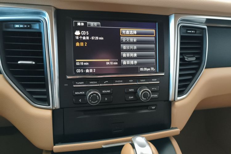 保时捷 2014款 Macan 2.0T中控内饰16