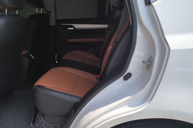 吉利汽车 远景X6 2020款 1.4T CVT尊贵型中控内饰7004