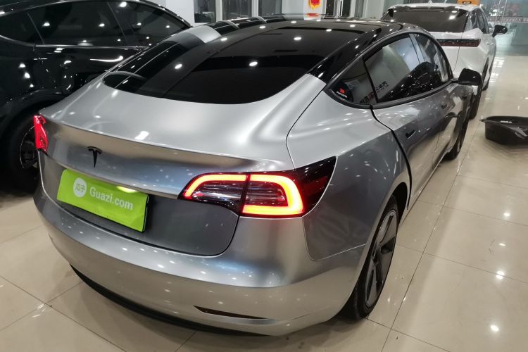 特斯拉 Model 3 2022款 后轮驱动版车身外观6005