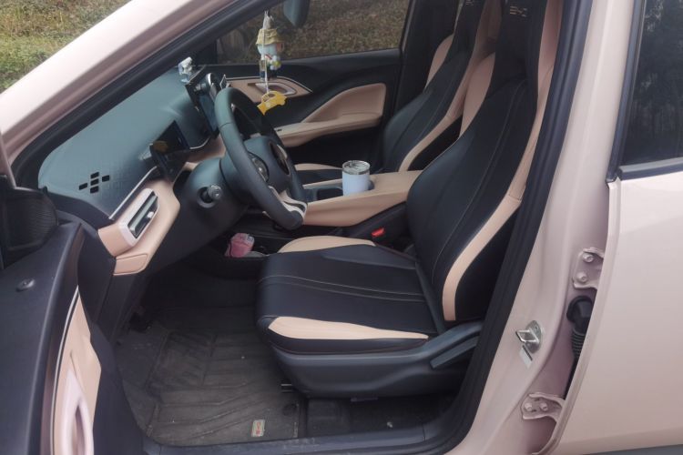 比亚迪 海鸥 2024款 荣耀版 305km 活力版中控内饰19