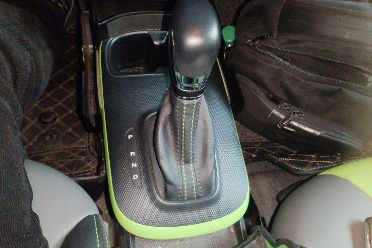 荣威 科莱威CLEVER 2021款 302km卓越版局部细节18