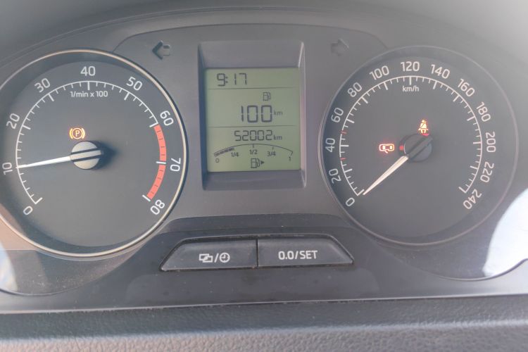 斯柯达 昕锐 2016款 1.4L 手动创行版中控内饰14