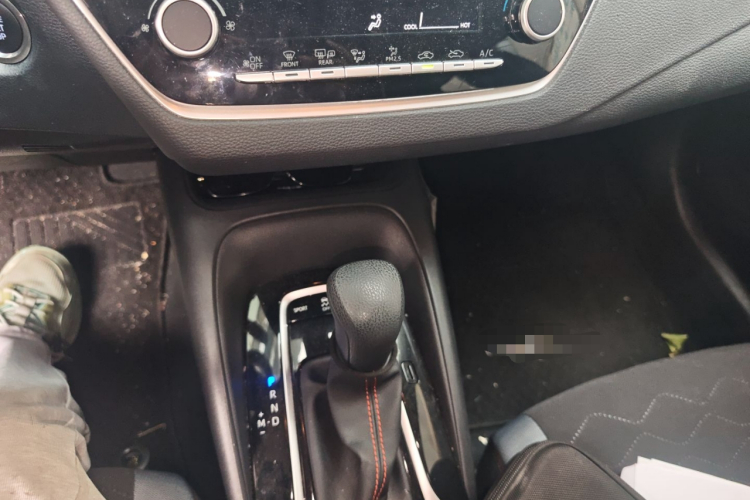 丰田 卡罗拉 2021款 1.2T S-CVT精英PLUS版中控内饰18