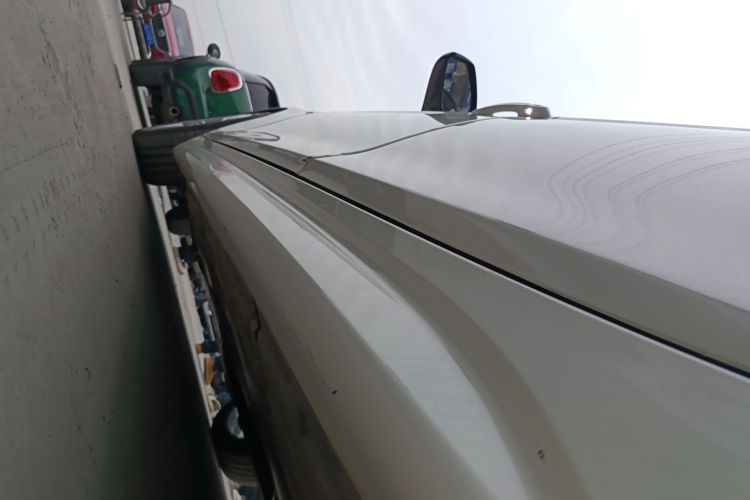 宝马3系 2018款 320Li 领先型M运动套装局部细节9002