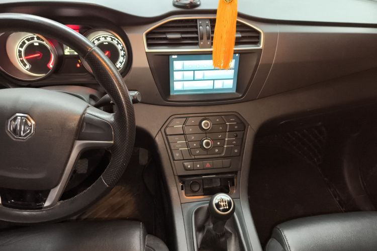 名爵 锐腾 2016款 1.5TGI 手动超值版中控内饰16