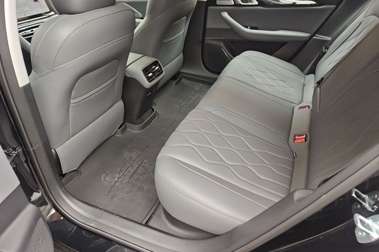 吉利银河 银河A7 2025款 EM-i 150km 星舰版中控内饰21