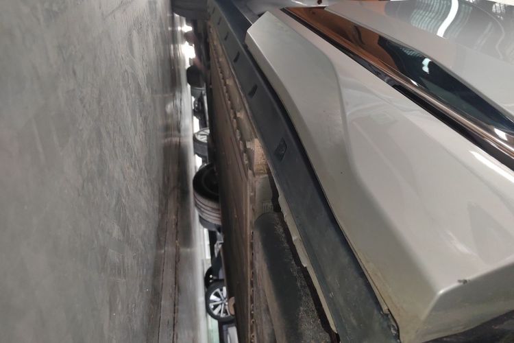 东风奕派 eπ008 2025款 210Ultra增程版 5座局部细节9002