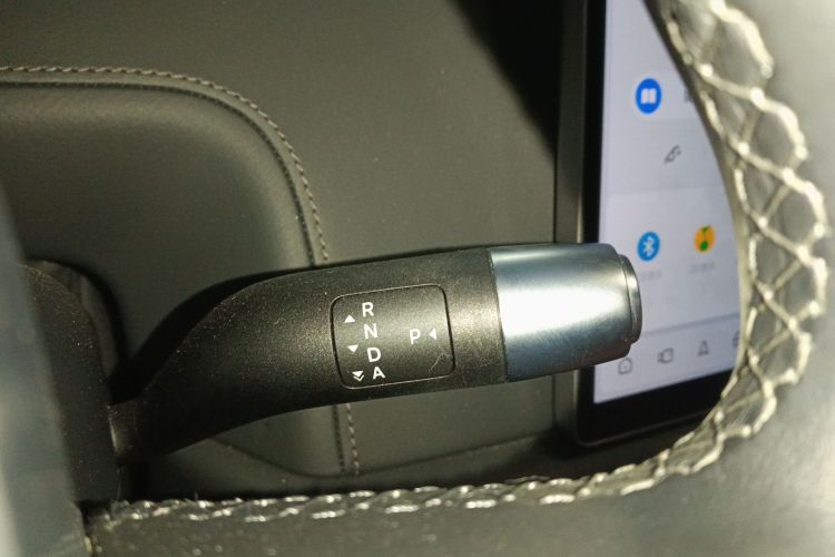 理想汽车 理想L8 2023款 Pro中控内饰18