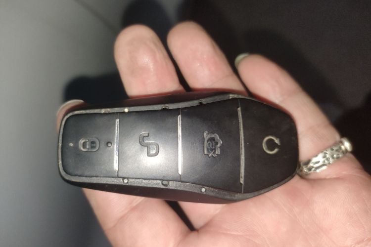 比亚迪e2 2020款 升级版 高续航版 尊贵型中控内饰7001