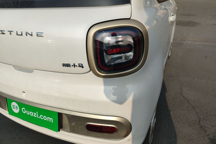 奔腾小马 2025款 222km 灵动马车身外观9