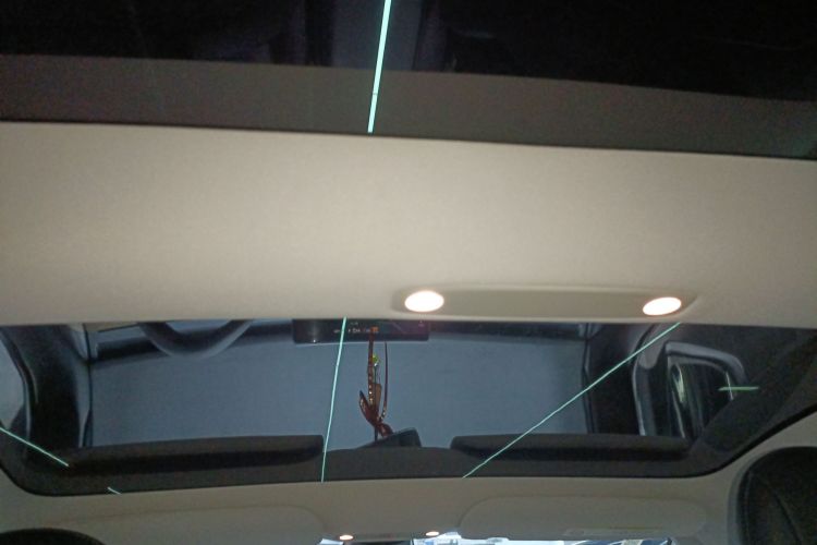 特斯拉 Model 3 2021款 标准续航后驱升级版 3D6中控内饰22