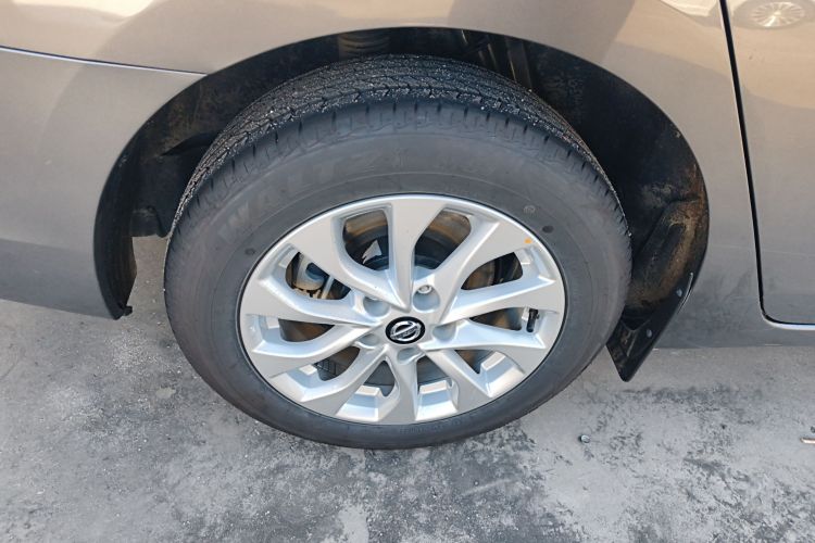 日产 轩逸 2024款 经典 1.6XE CVT舒适版车身外观6008