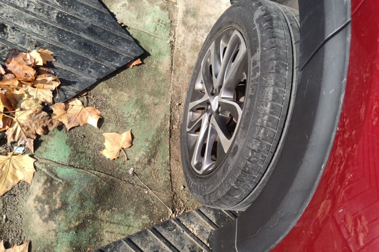 别克 昂科拉 2020款 20T CVT精英型车身外观6008