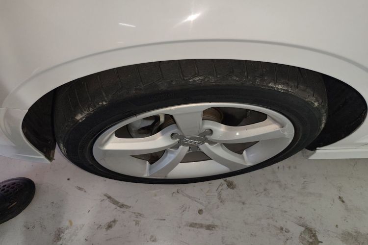 奥迪A3 2018款 30周年年型 Limousine 35 TFSI 时尚型车身外观35