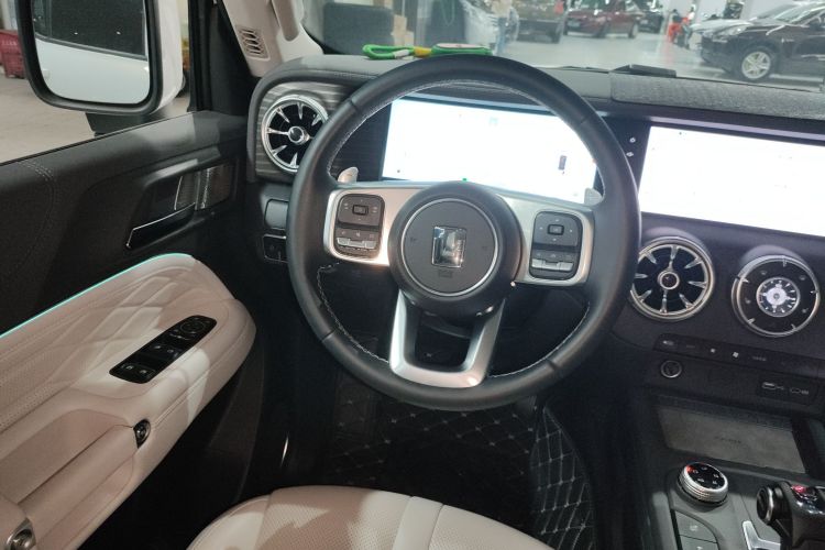 坦克300新能源 2024款 Hi4-T中控内饰13