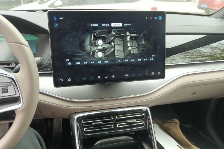 比亚迪 唐新能源 2025款 DM-i 115KM 云辇旗舰型局部细节16