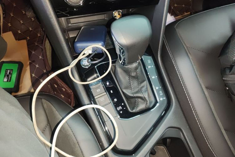 大众 途观L 2021款 330TSI 自动两驱智享版中控内饰18