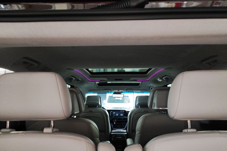 别克GL8 2022款 Avenir艾维亚 六座贤礼版中控内饰22