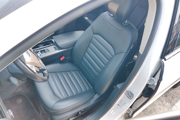 福特 蒙迪欧 2020款 EcoBoost 200 时尚型局部细节19