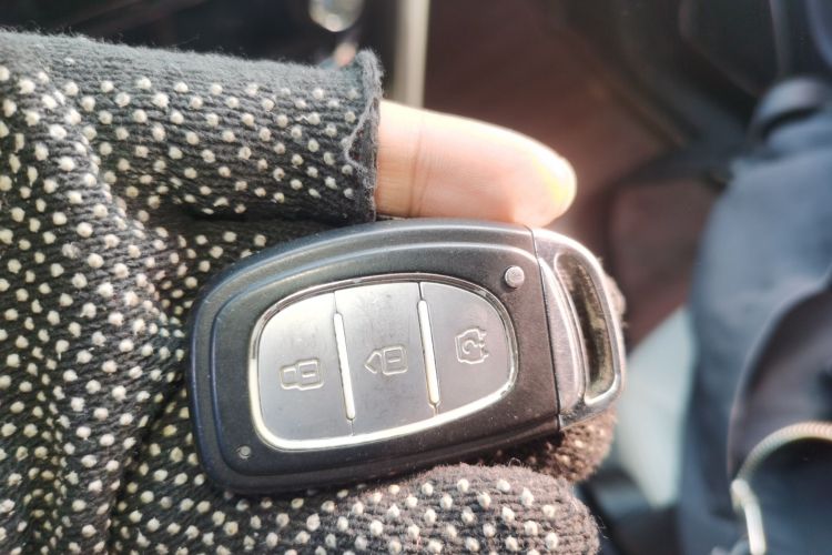 北汽幻速S5 2017款 1.3T 手动尊贵型中控内饰11