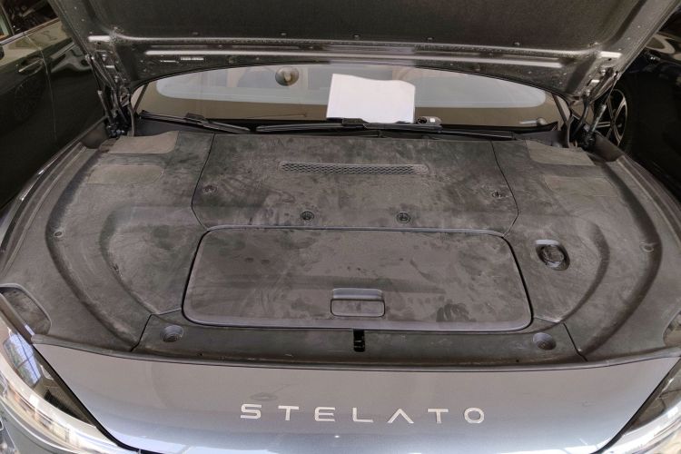 鸿蒙智行 享界S9 2024款 纯电 Ultra 四驱旗舰版机舱底盘24