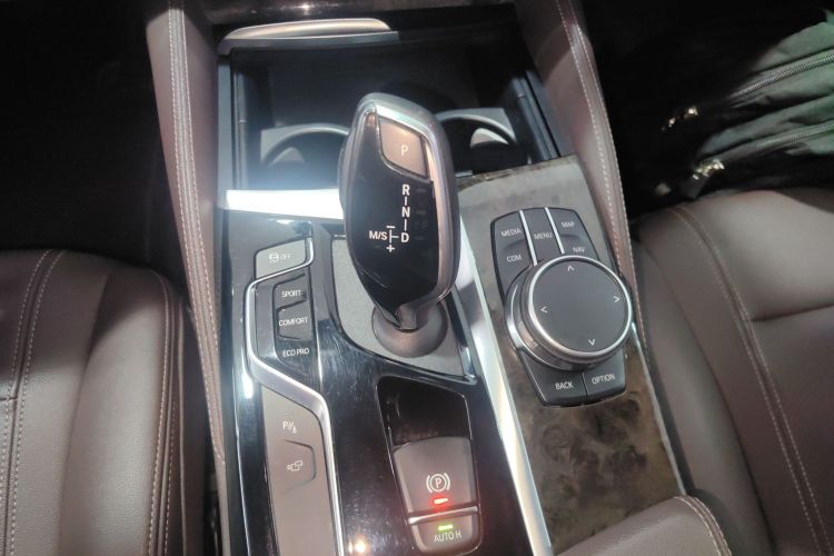 宝马5系 2020款 525Li M运动套装局部细节18