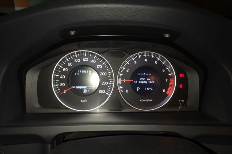 沃尔沃S60(进口) 2012款 T5 智雅版中控内饰14