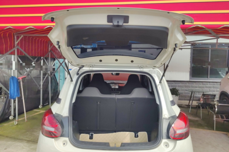 五菱汽车 五菱缤果 2023款 333km 快享款局部细节23