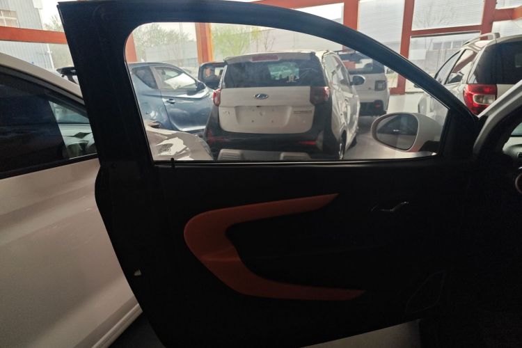 奇瑞新能源 小蚂蚁 2018款 400 4座智享版中控内饰7007