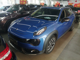 领克02 2018款 1.5T DCT两驱劲Pro版 国V