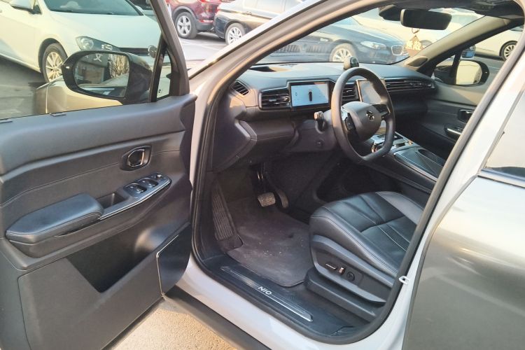 蔚来ES8 2020款 450KM 六座版中控内饰20