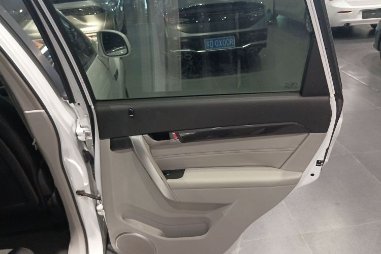 雪佛兰 科帕奇 2015款 2.4L 两驱城市版 5座中控内饰7006